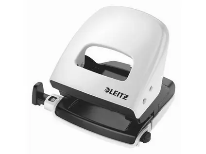 Děrovačka na 30 listů 5008 Leitz Wow bílá
