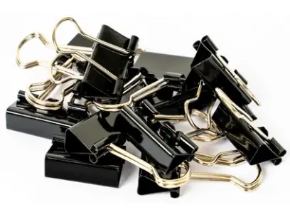 Spony pořadačové 19 mm 12 ks