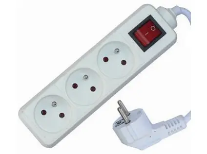 Přívod prodlužovací 3 zásuvky 1,5 m s vypínačem