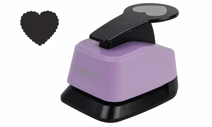 Děrovačka dekorační 37mm srdce 009