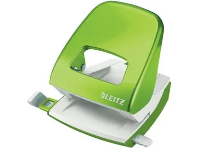 Děrovačka na 30 listů 5008 Leitz Wow zelená