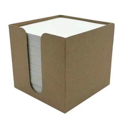 Krabička prešpanová s papírovými lístky 9 x 9 x 8,5 cm, kraft