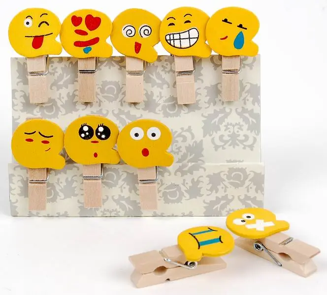 Kolíčky dekorační Shapes 04 smajlík