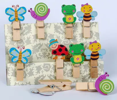 Kolíčky dekorační Shapes 06 broučci