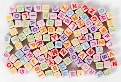 Korálky ABC 03 pastelové