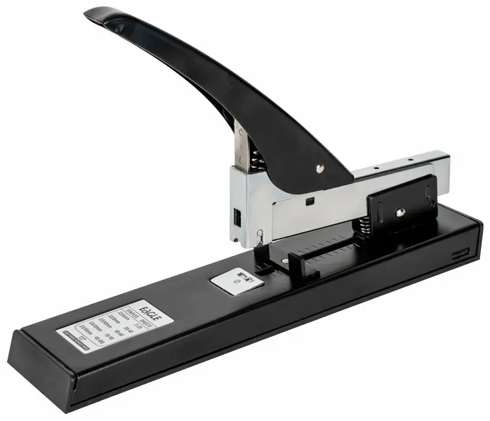 Sešívačka Eagle 938 heavy duty černá