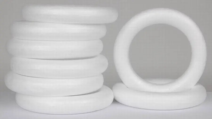 Polystyren věnec 220 mm 6 ks DP