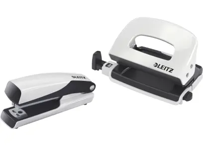Sešívačka a děrovačka mini Leitz Wow bílá
